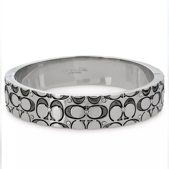 🔥🔥NWOT- AUTHENTIC-COACH-Silver-Tone Crystal Quilted C Bangle Bracelet🔥🔥 - Picture 1 of 14